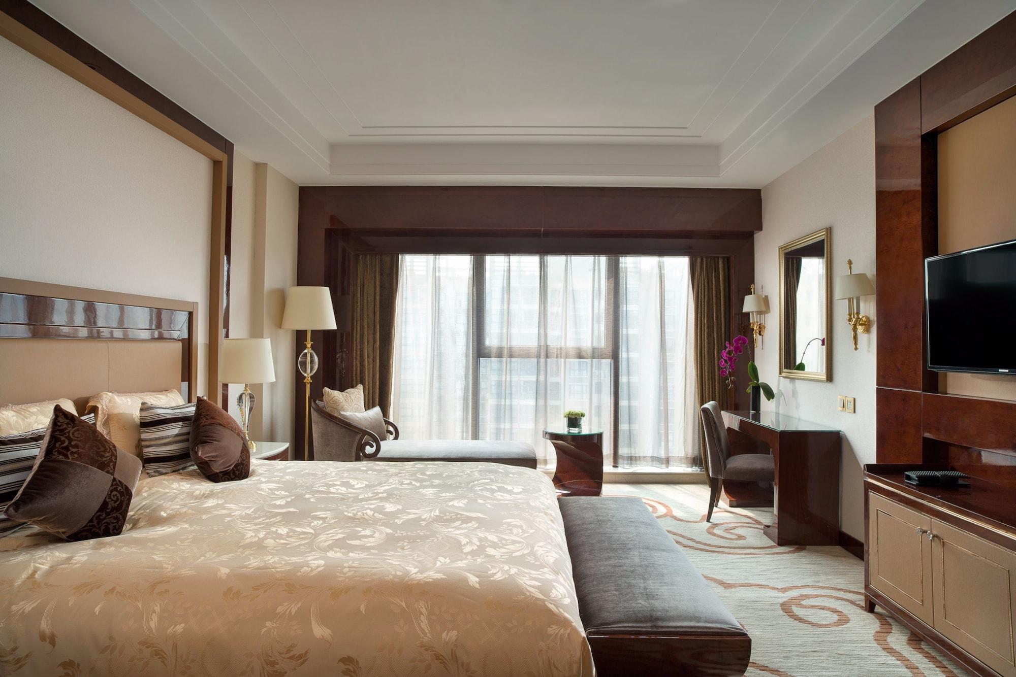 Embassador International Hotel Сиан Екстериор снимка