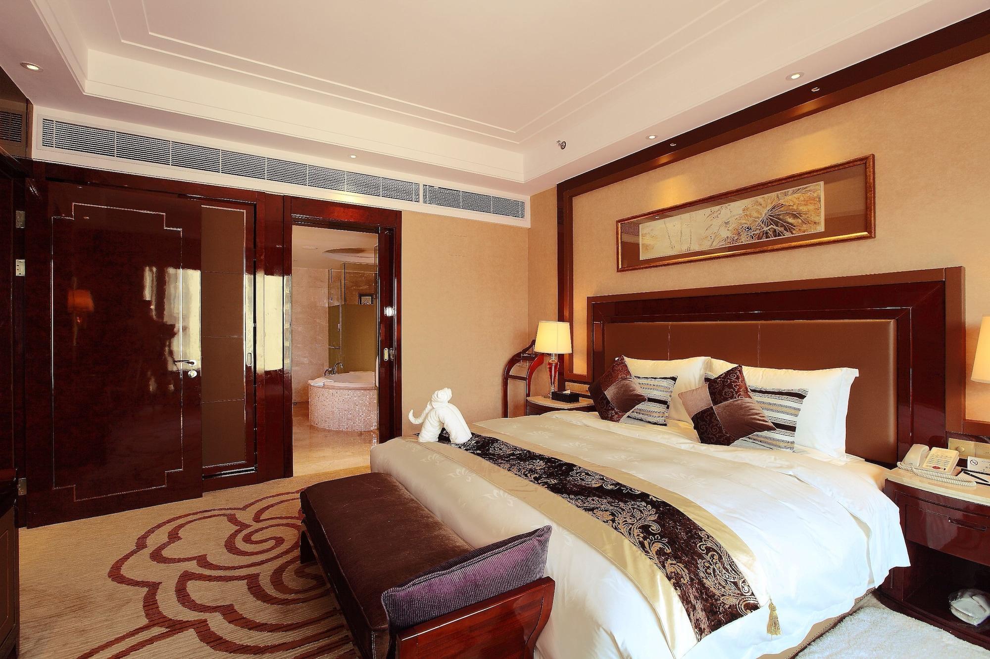 Embassador International Hotel Сиан Екстериор снимка