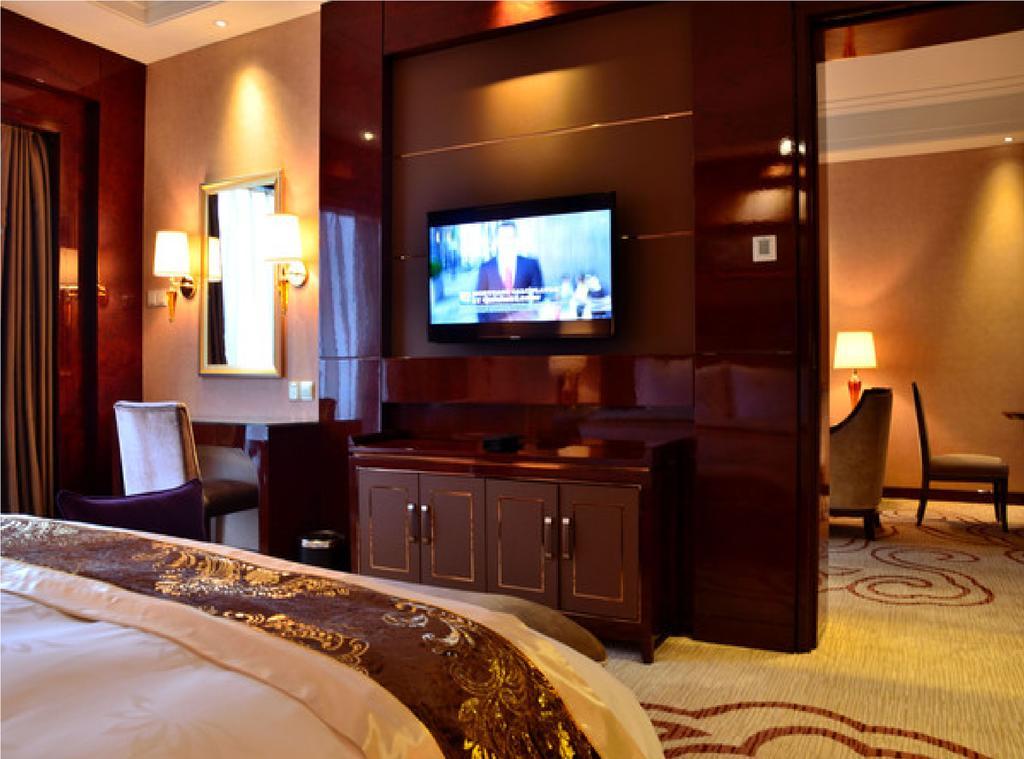 Embassador International Hotel Сиан Екстериор снимка