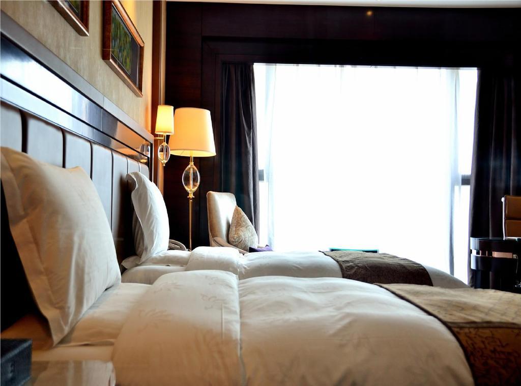 Embassador International Hotel Сиан Екстериор снимка