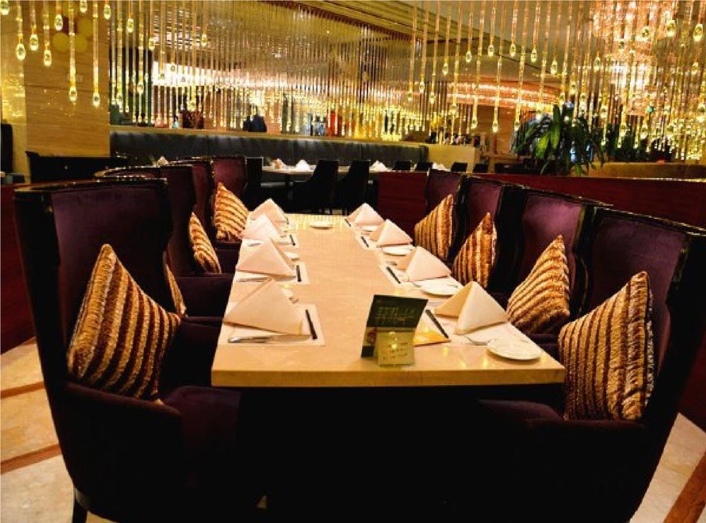 Embassador International Hotel Сиан Екстериор снимка