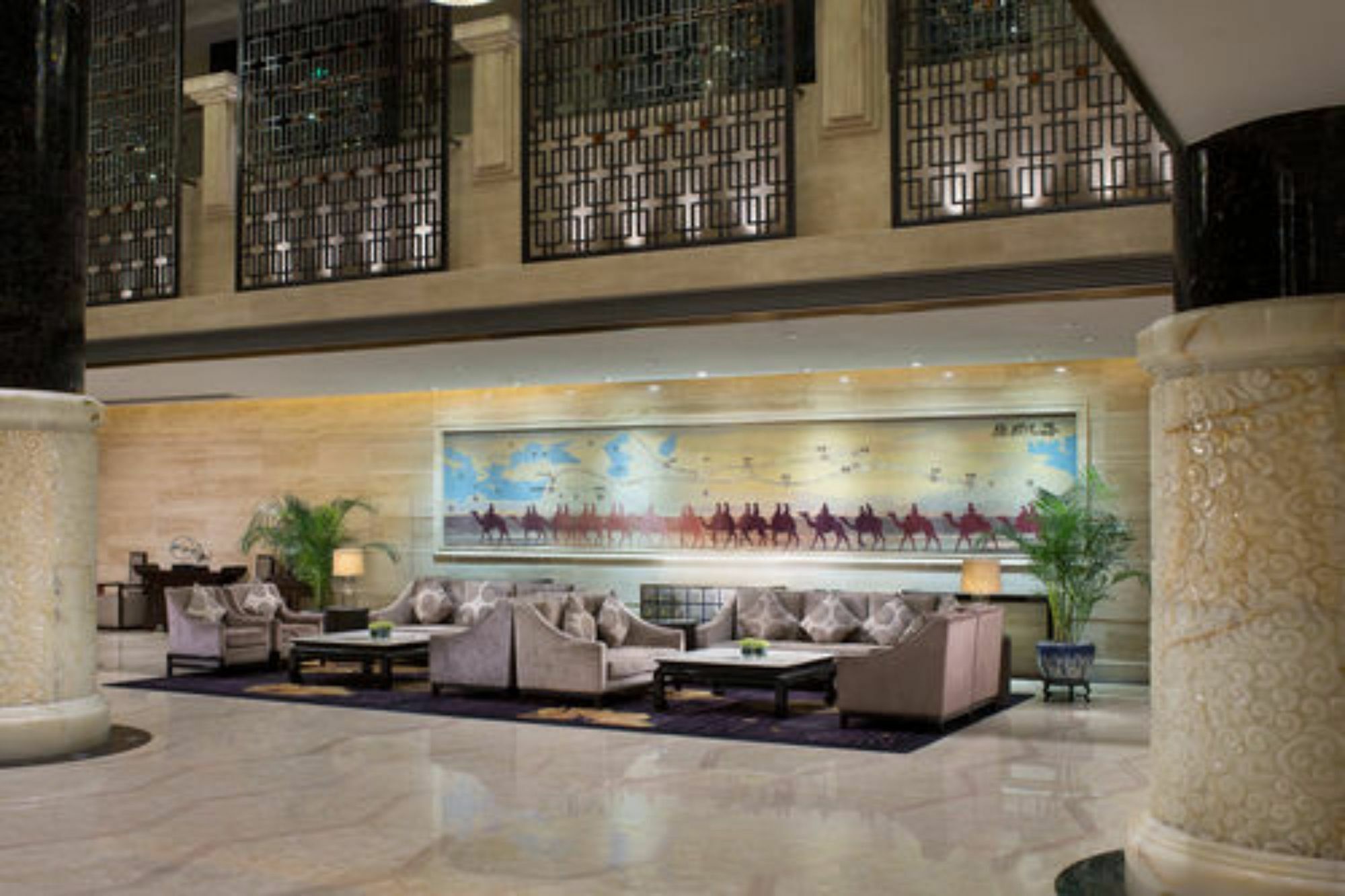 Embassador International Hotel Сиан Екстериор снимка